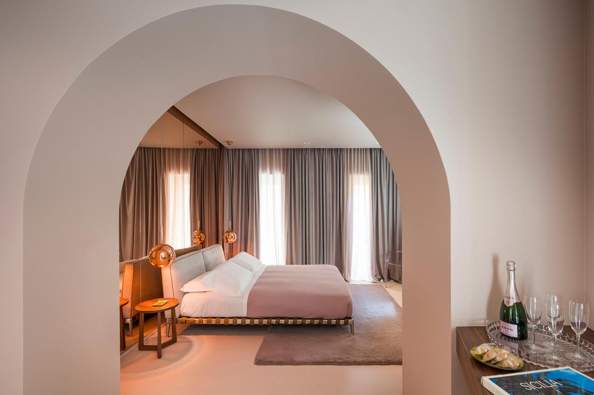 Taormina Infinity Suites Bagian luar foto