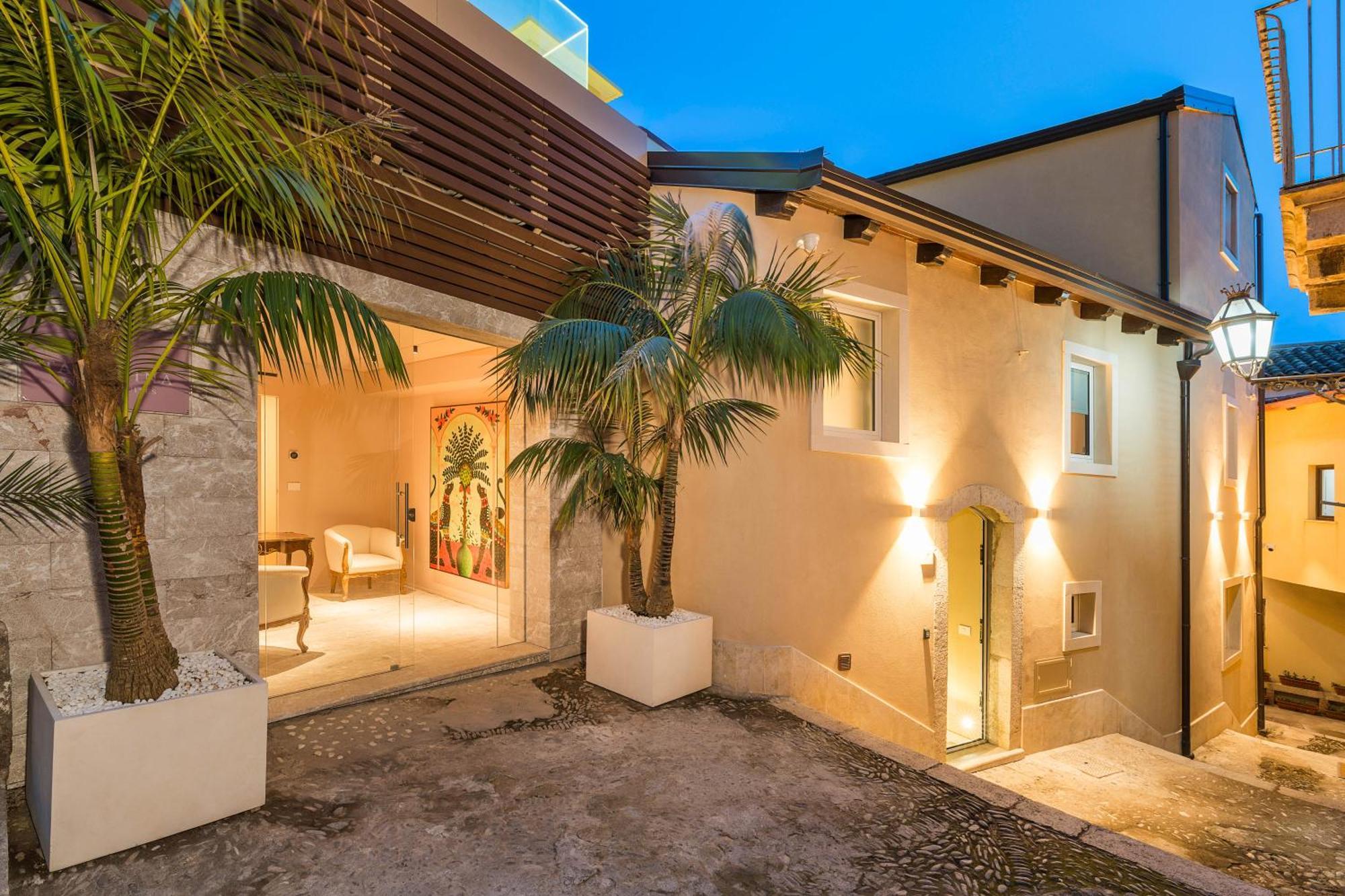 Taormina Infinity Suites Bagian luar foto