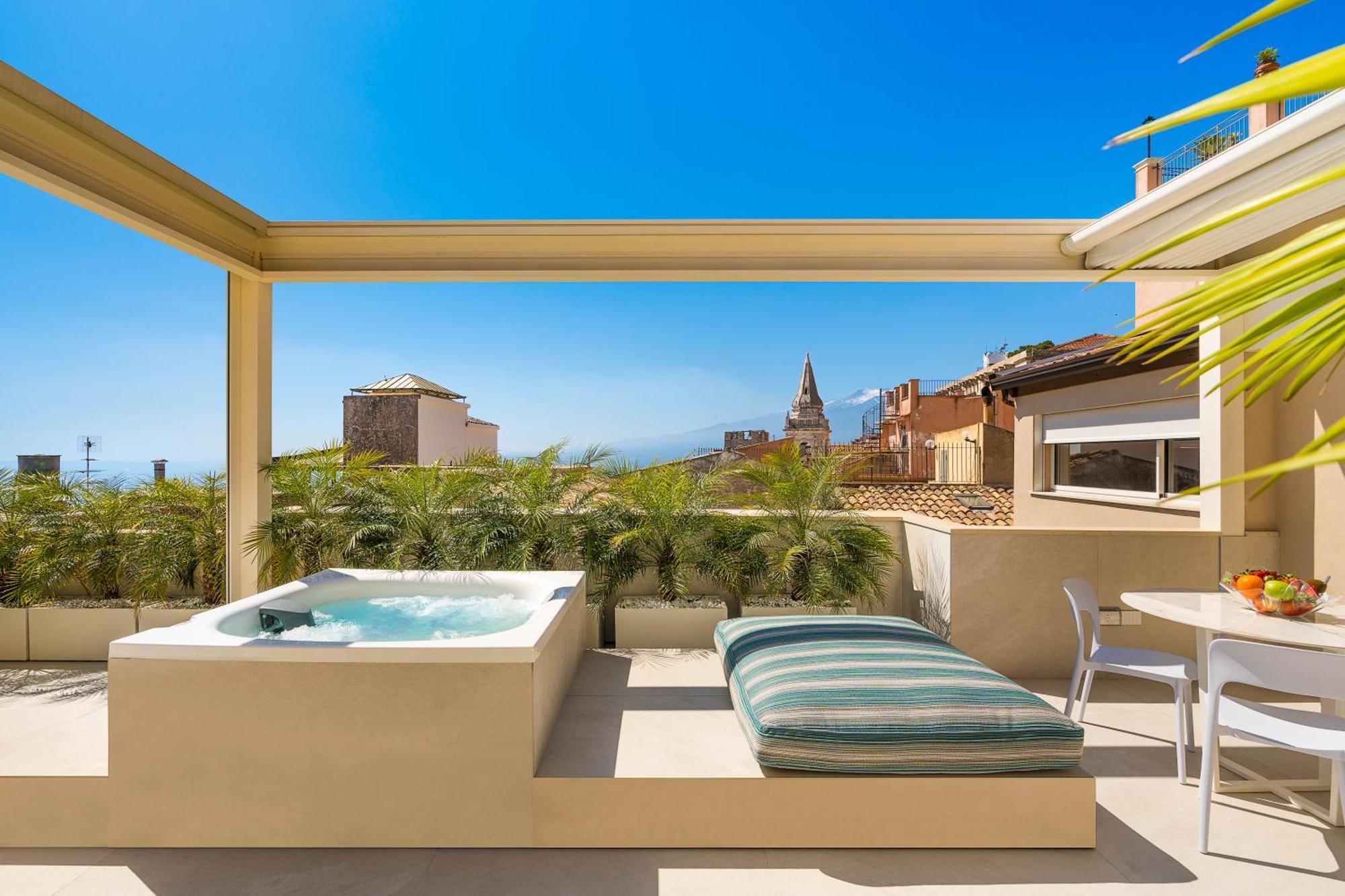 Taormina Infinity Suites Bagian luar foto