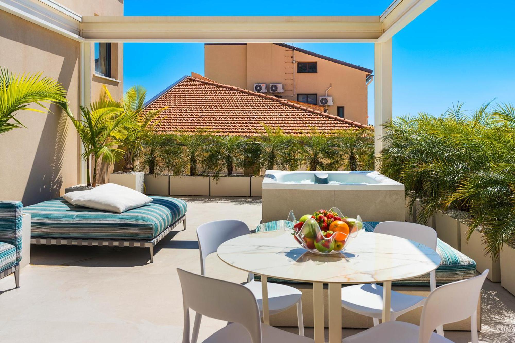 Taormina Infinity Suites Bagian luar foto